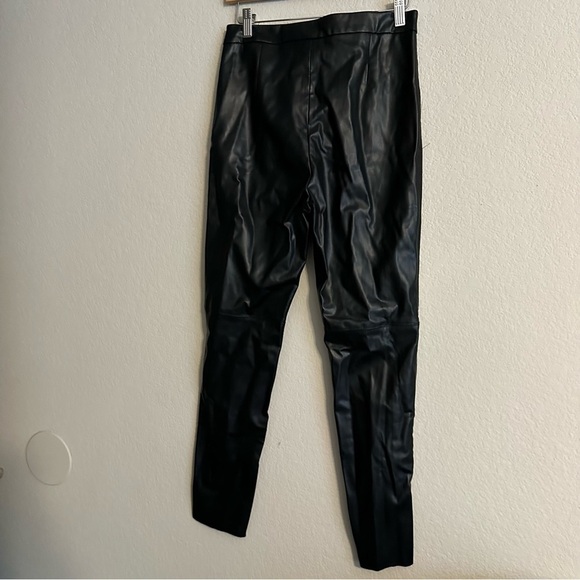 Zara Women’s Size Medium Black Faux Leather Side Zip Ankle Pants Matrix Festival - Picture 2 of 10